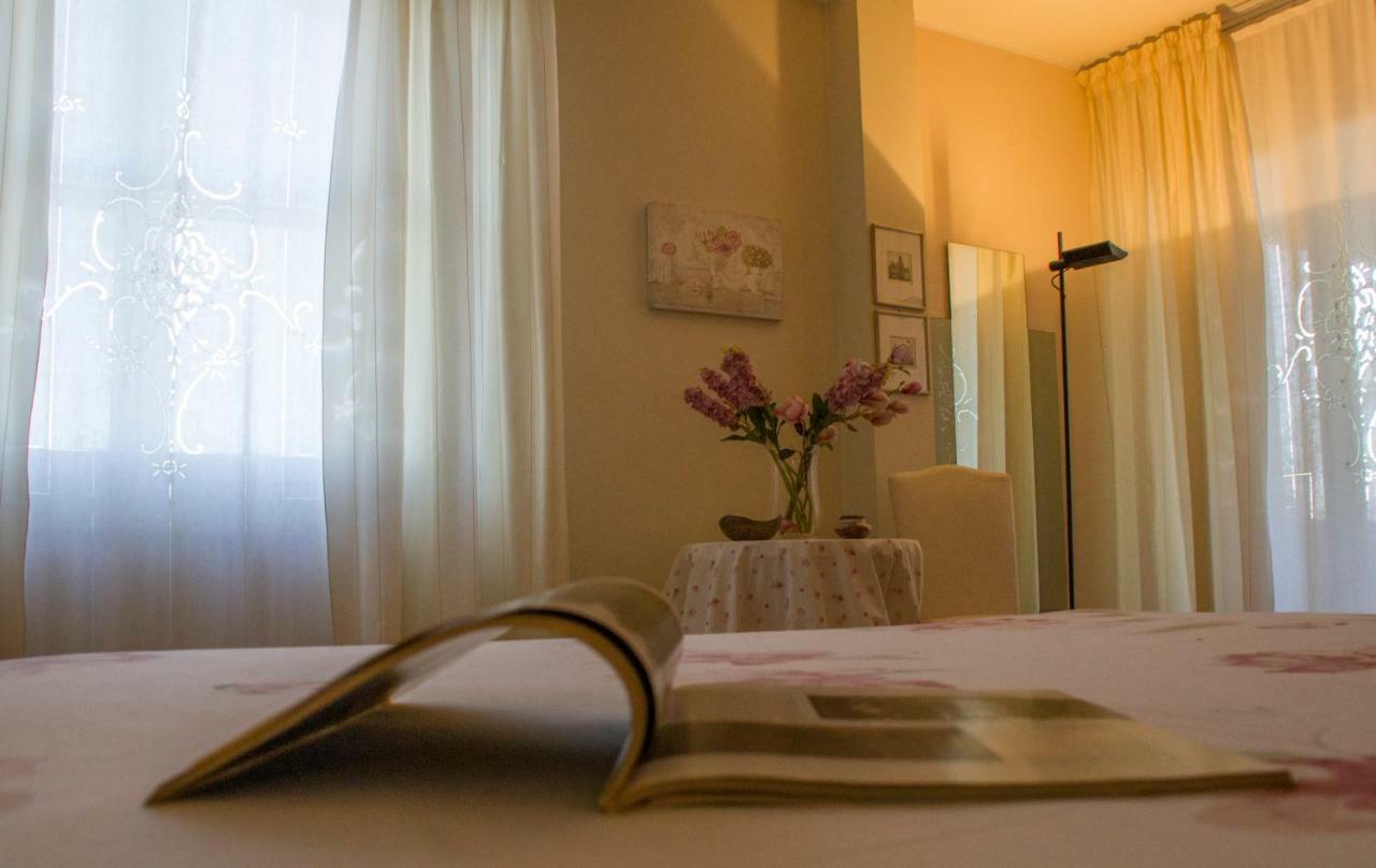 Bed and Breakfast Il Giardino delle Rose Santa Maria Nuova  Esterno foto