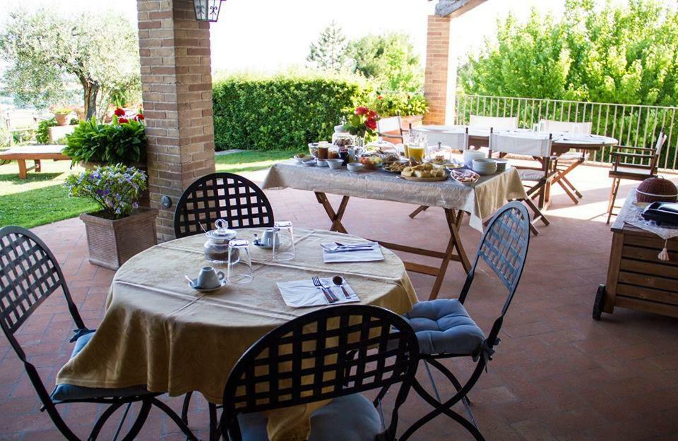 Bed and Breakfast Il Giardino delle Rose Santa Maria Nuova  Esterno foto