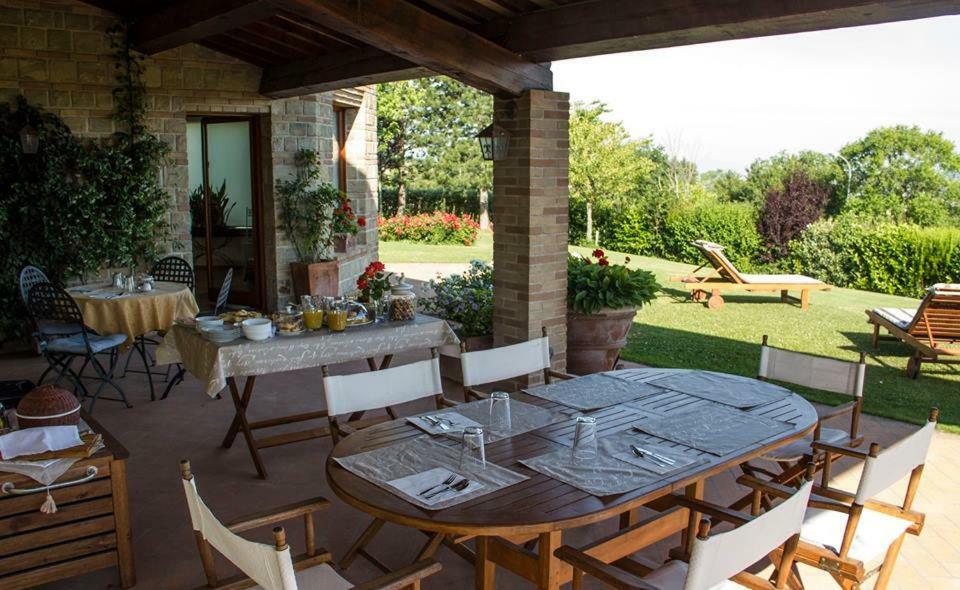 Bed and Breakfast Il Giardino delle Rose Santa Maria Nuova  Esterno foto
